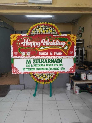 Papan Bunga di Sentul City