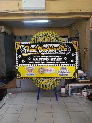 Papan Bunga di Sentul City